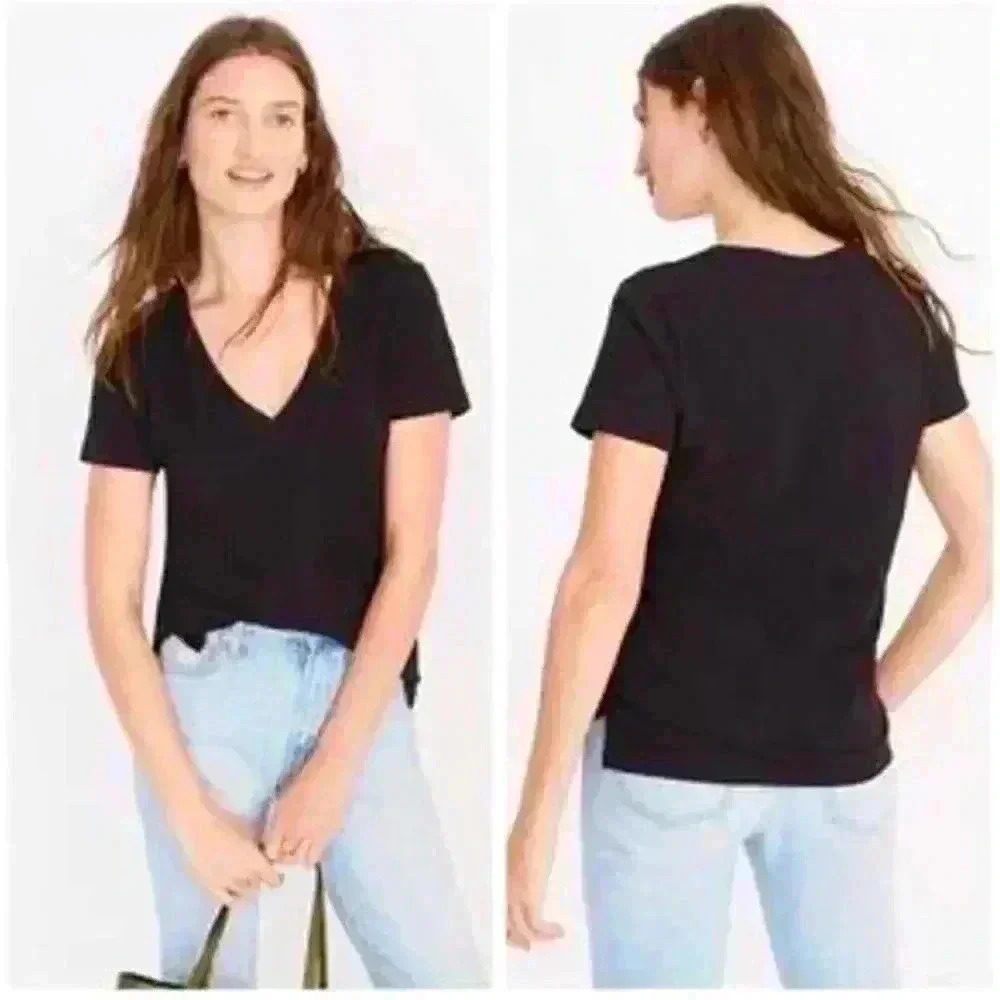 Madewell Black Classic V-Line Shirt Size‎ M